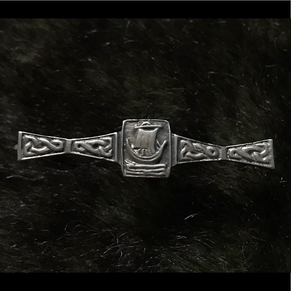 Vintage Scottish Brooch Sterling Templar’s Oak Isl